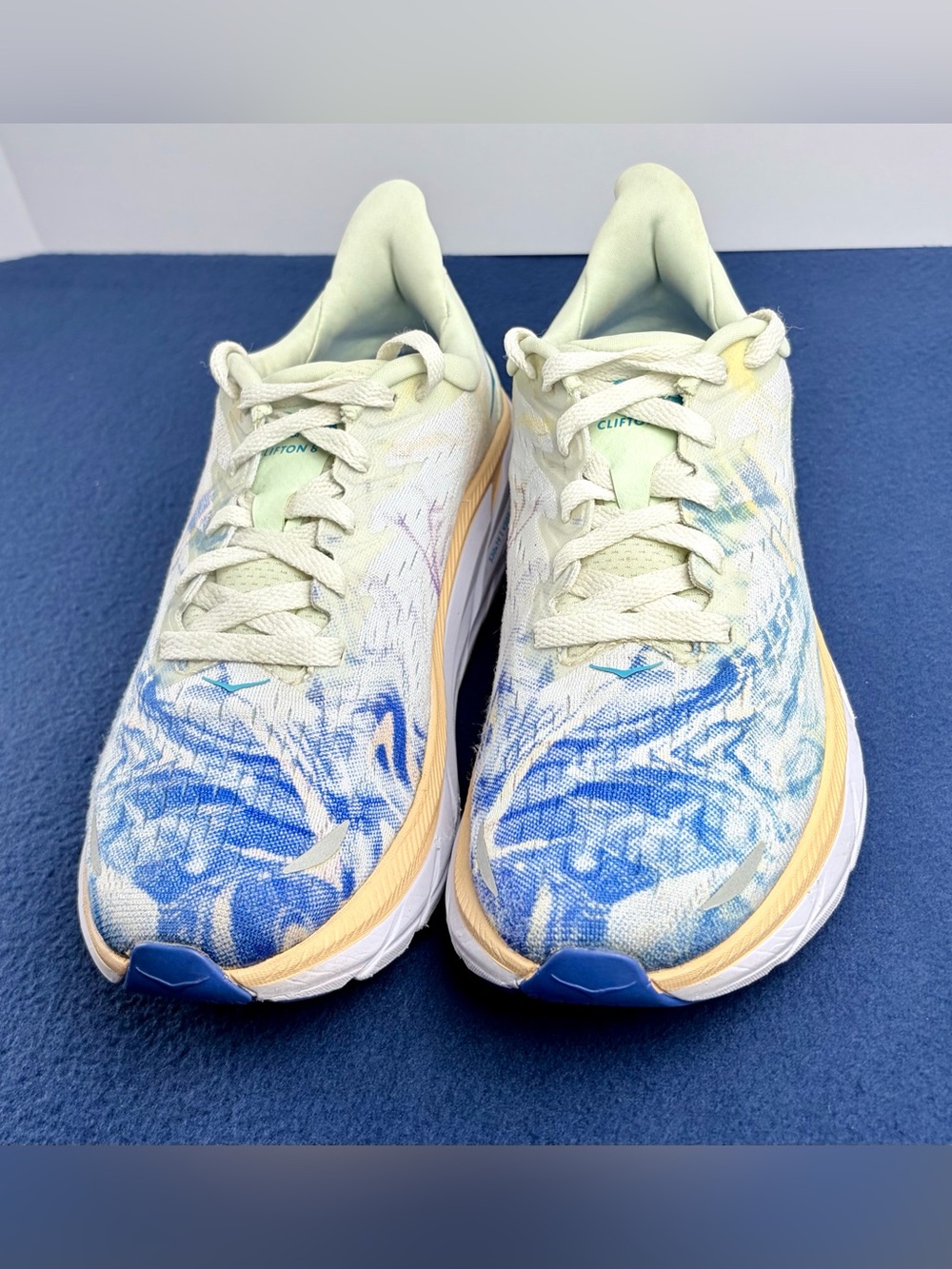 Hoka Limited Edition Clifton 8 Sneakers 2021 Release Women’s Size 9D Wide